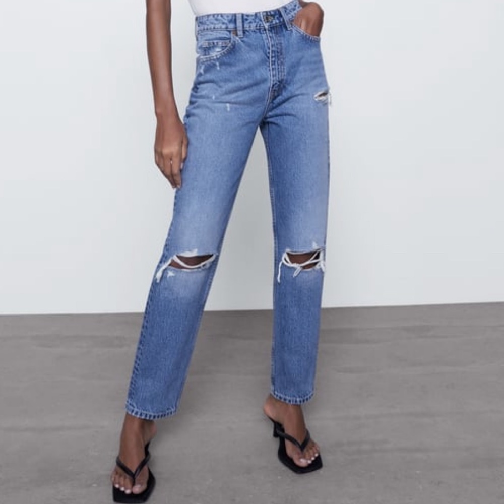ZARA ripped mom fit jeans